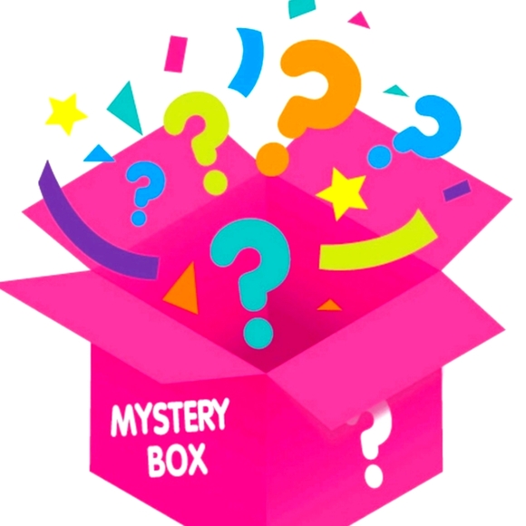 4 XXL Woman  Boho type blouses slightly used and 2 new pieces of jewelry - Picture 1 of 1